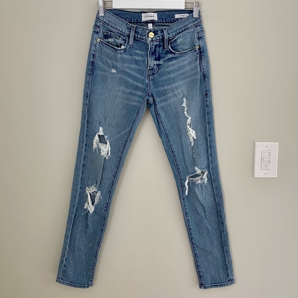 Frame Le Garcon Distressed
Jeans Size 23 Beldon Rips Mid Rise
Straight Fit - Picture 3 of 16